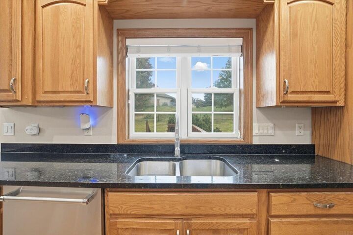 Property Photo: 2706 Country Meadow Lane IA 50613