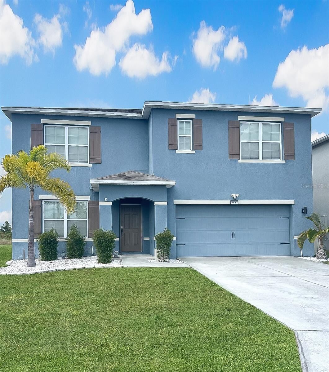Property Photo: 5837 Arlington River Drive FL 33811