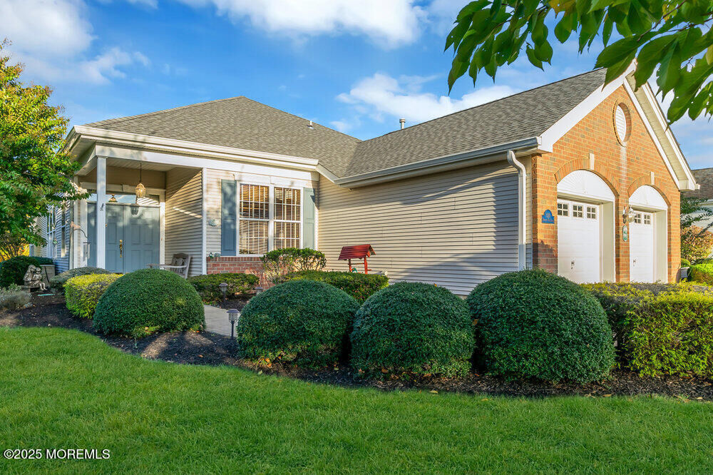 Property Photo:  1516 Wishing Well Lane  NJ 08736 