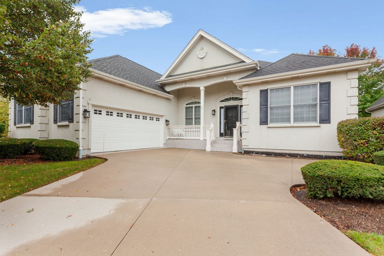 Property Photo: 1 Joshua Court IL 60010