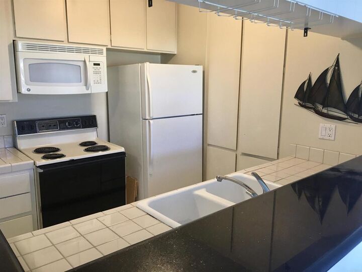 Property Photo:  808 Coriander Dr D  CA 90502