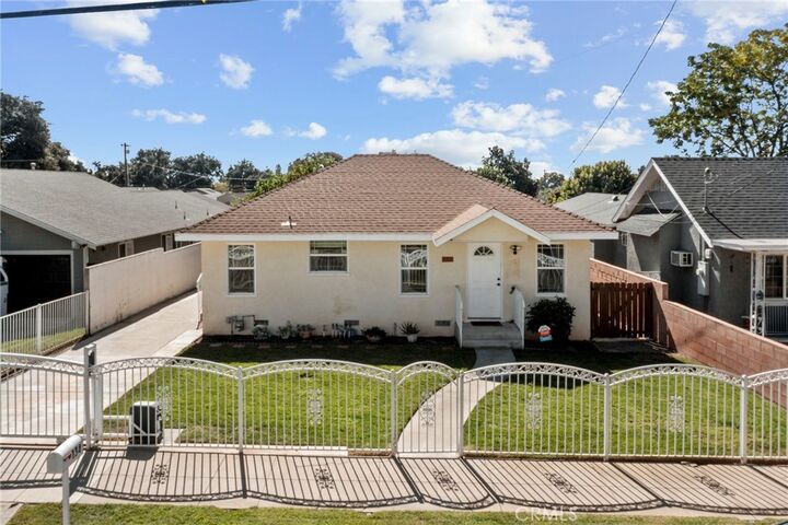 134 E Cypress  Monrovia CA 91016 photo