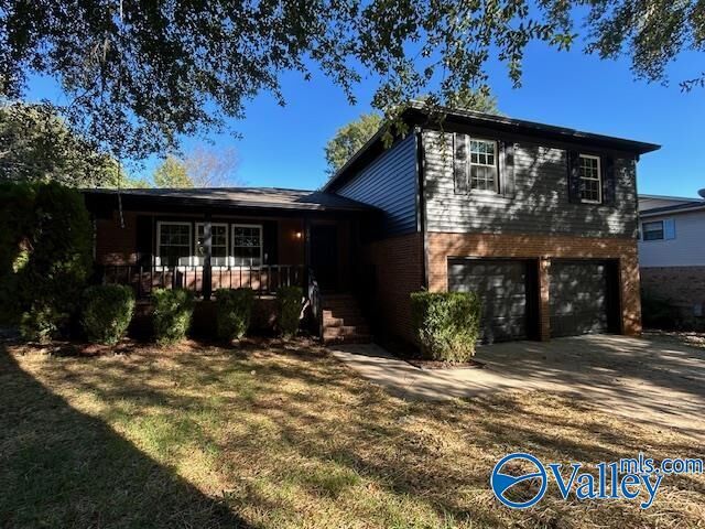 Property Photo:  104 Arrowhead Trail  AL 35758