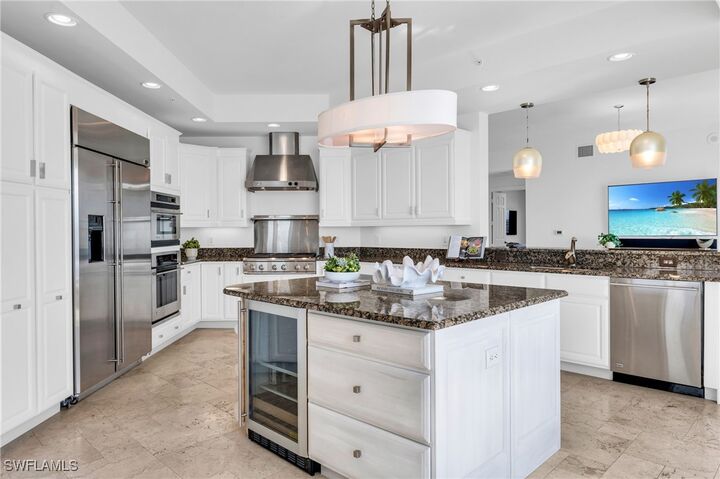 Property Photo:  9235 Gulf Shore Drive Ph-01  FL 34108 