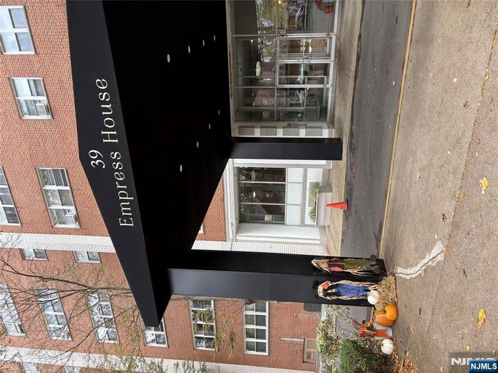 Property Photo: 39 39th Street 412 NJ 07514