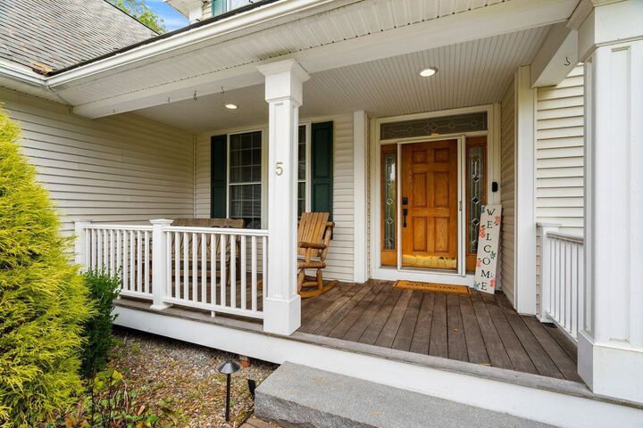Property Photo: 5 Sunrise Boulevard NH 03106