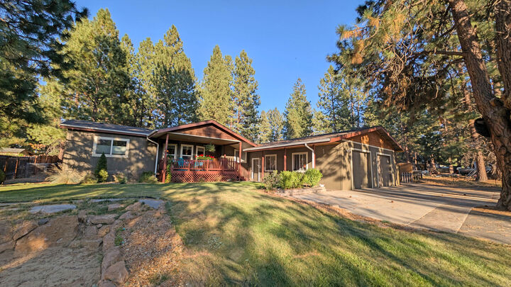 Property Photo:  19032 Pumice Butte Road  OR 97702 