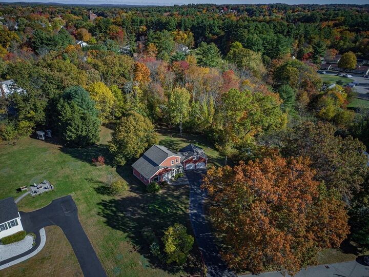 Property Photo:  25 Settlers Way  MA 01826 