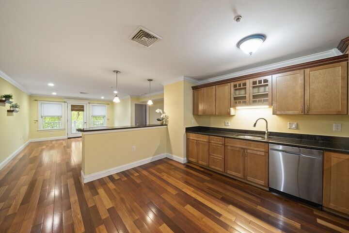 Property Photo:  45 Hancock Street 203  MA 02171 