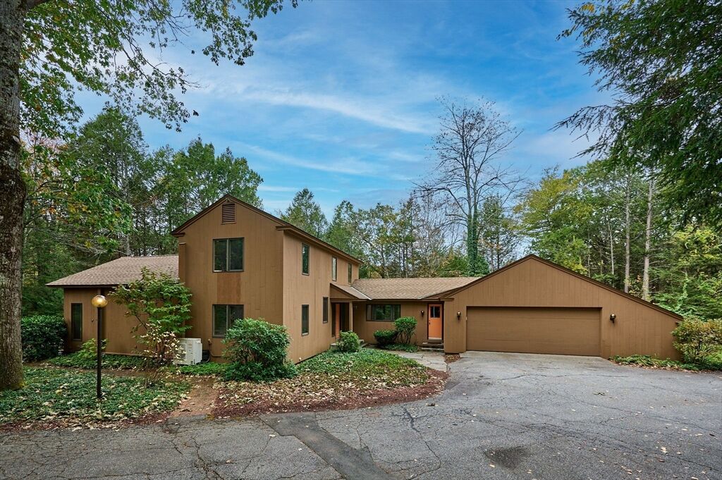 Property Photo: 72 Meadow Wood Drive MA 01301
