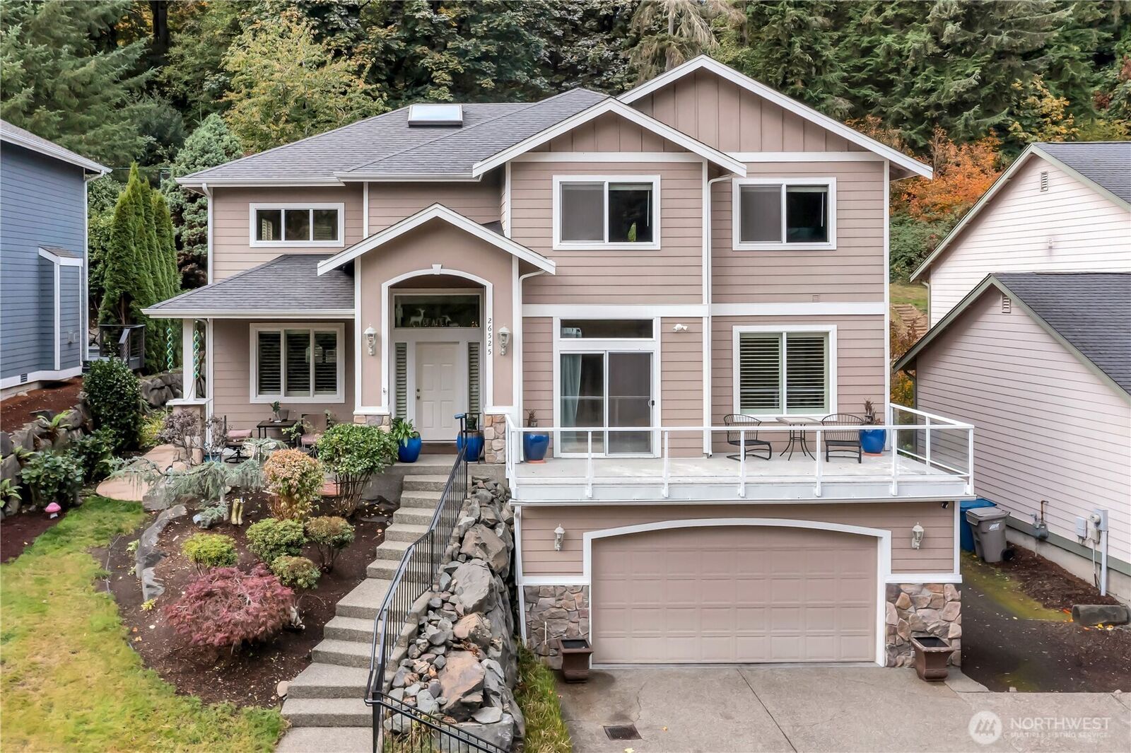Property Photo:  26525  Lake Fenwick Road S  WA 98032 