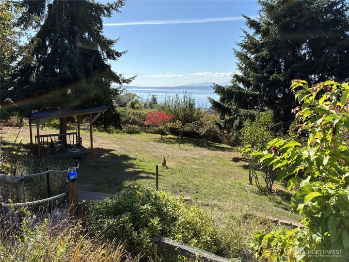 4957  Scurlock Road  Freeland WA 98249 photo