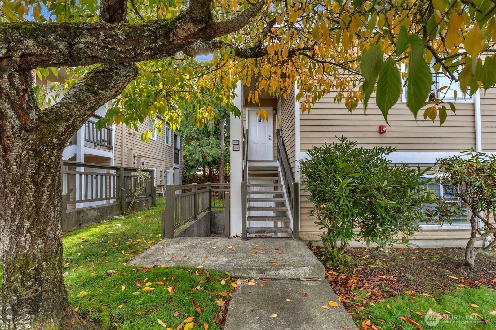 Property Photo: 5300 Harbour Pointe Boulevard 307A WA 98275