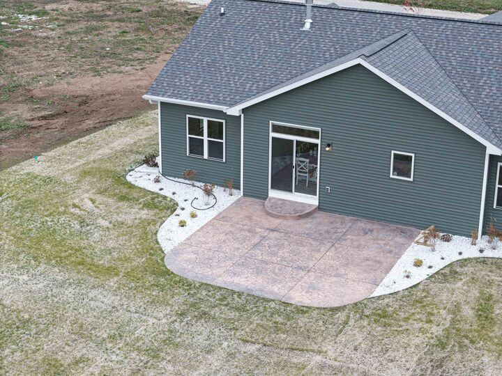 Property Photo:  N8034 Oakwood Drive  WI 54169-2705 