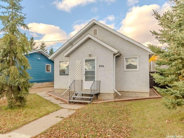 Photo de la propriété: 206 1st Street S SK S0K 1G0