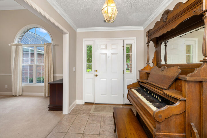 Property Photo: 1095 Cutleaf Drive SC 29150