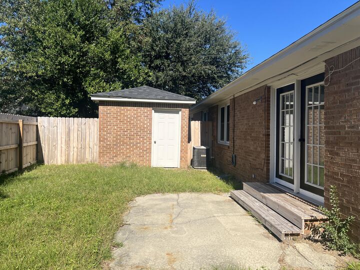 Property Photo:  1922 Coral Way  SC 29150 