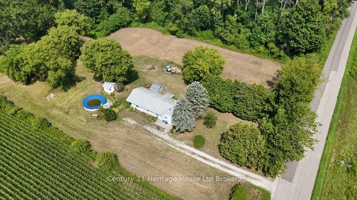 Property Photo:  712011 Middletown Line  ON N4G 4G7