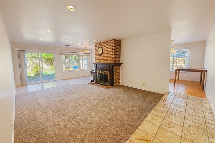 Property Photo:  2859 Elmhurst Circle  CA 94533