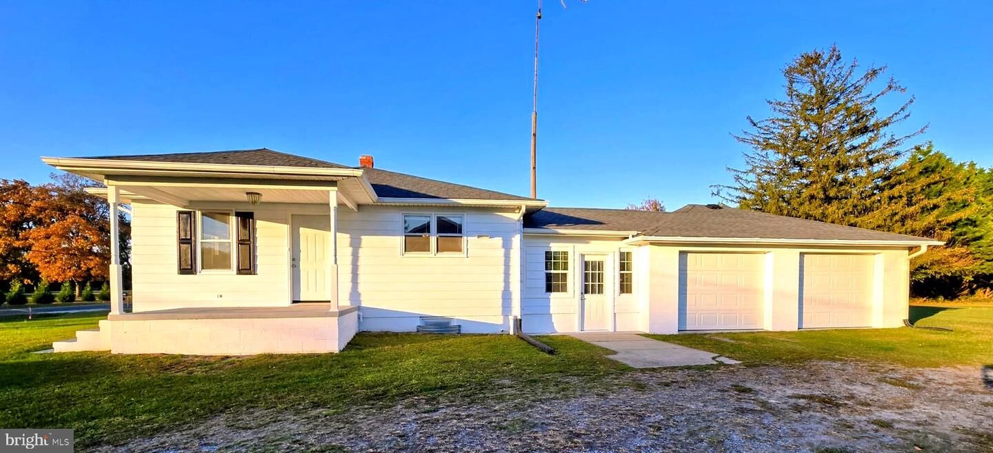 Property Photo:  8445 N Old State Road  DE 19960 