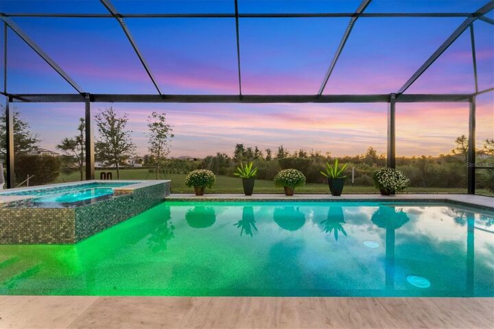 Property Photo: 11571 Gleaming Terrace FL 34293