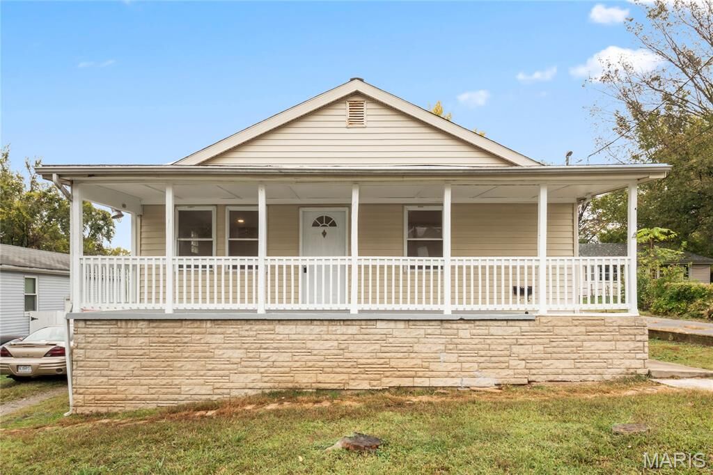 Property Photo: 333 Rauhut Avenue MO 63125