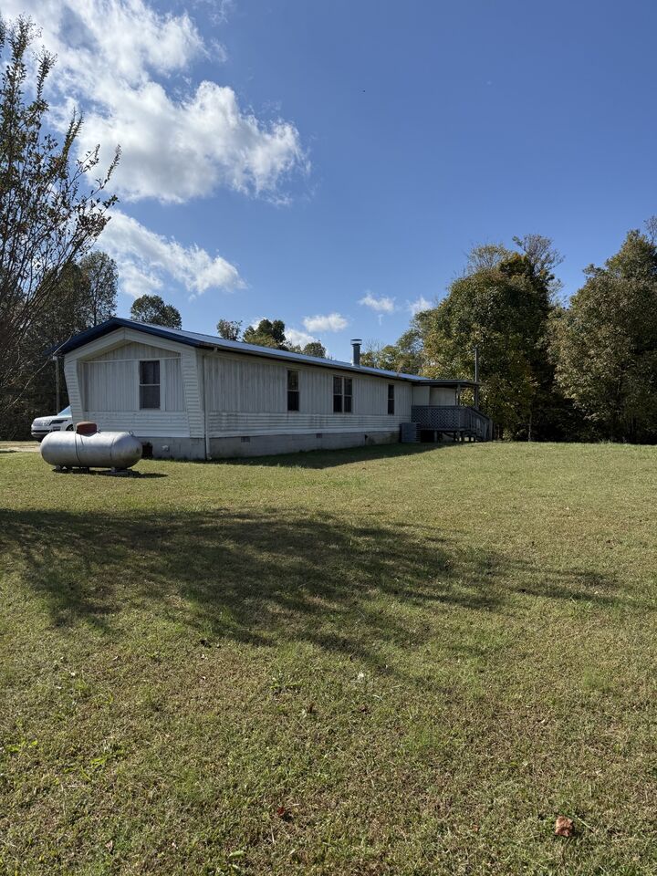 Property Photo:  1399 Goose Creek Rd  TN 37160 
