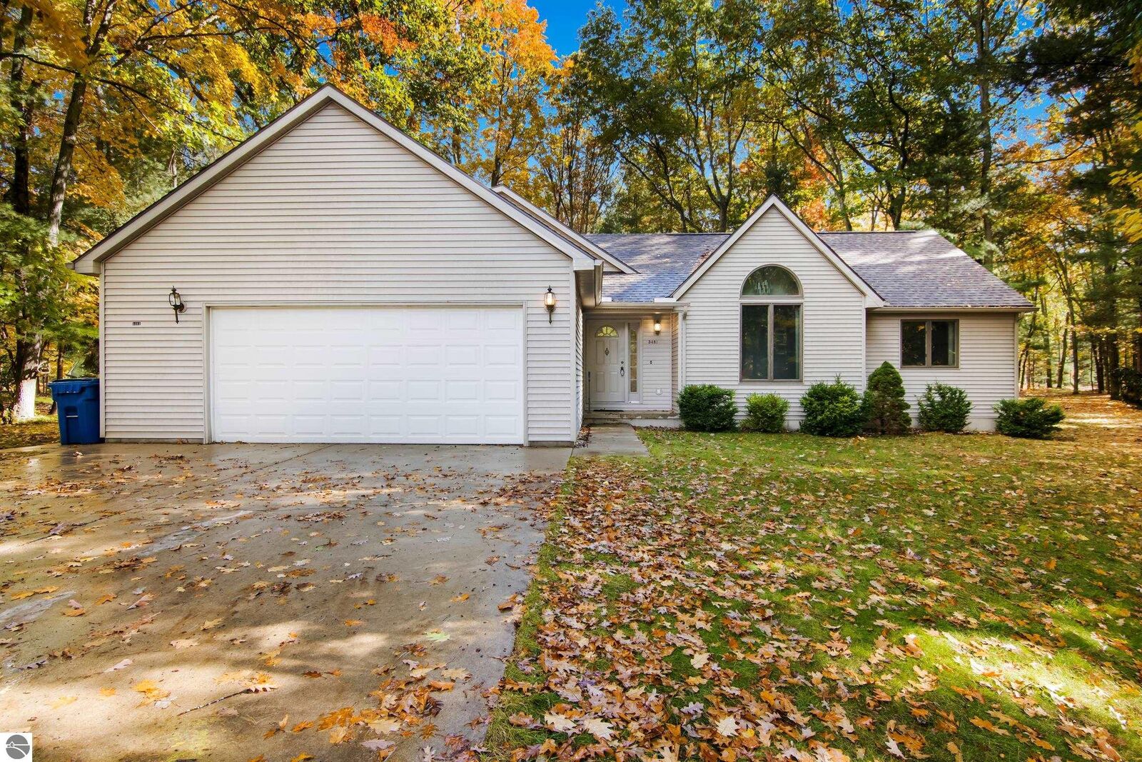 Property Photo:  5481 Timberwyck Trail  MI 49643