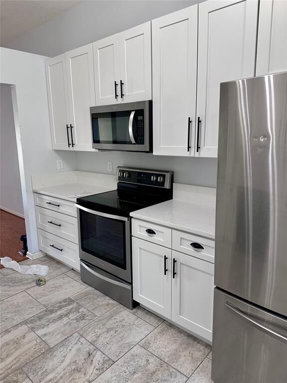 Property Photo:  95107 Twin Oaks Lane  FL 32034