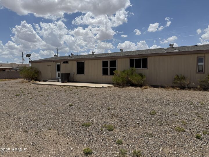 Property Photo: 29019 N 180th Avenue AZ 85387