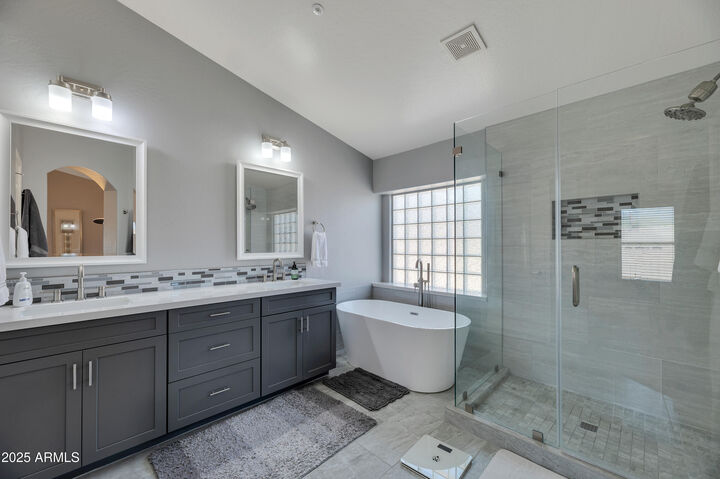 Property Photo: 9853 E Mirasol Circle AZ 85260
