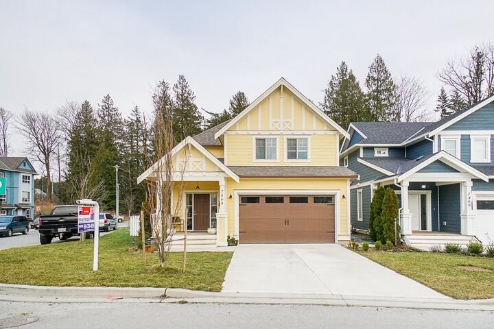 Property Photo: 7464 Ross Drive BC V2V 0G1