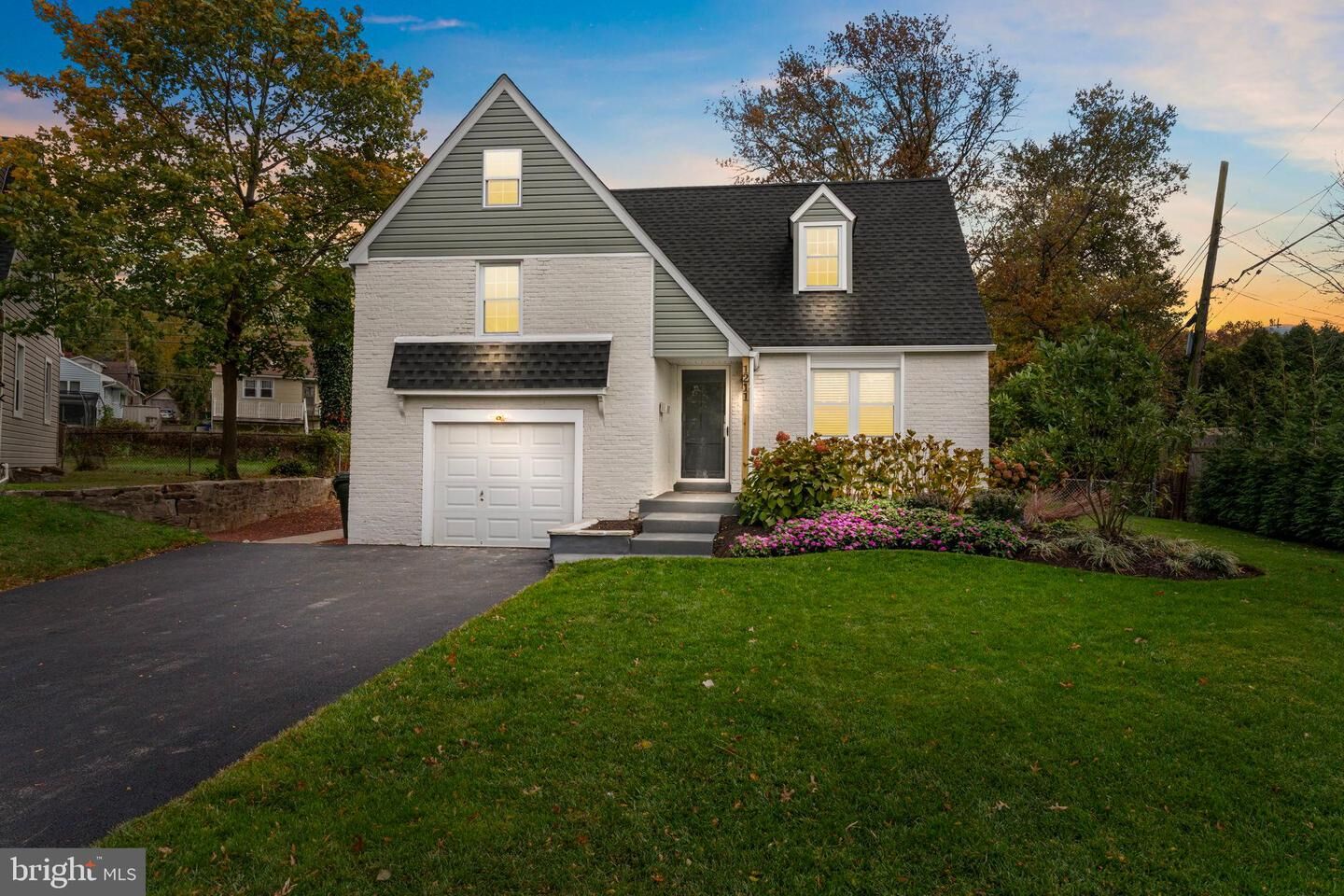 Property Photo:  1211 East Avenue  PA 19001