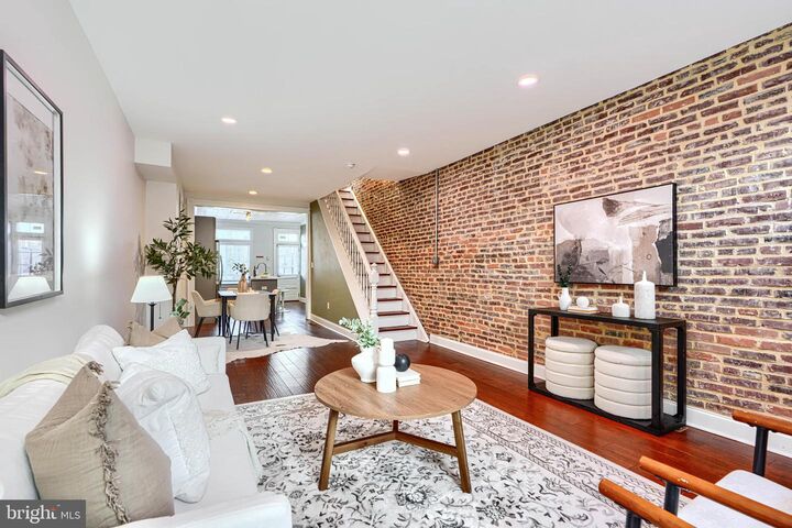 Property Photo:  217 S East Avenue  MD 21224