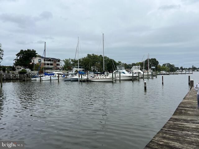 Property Photo:  200 West Road  MD 21221