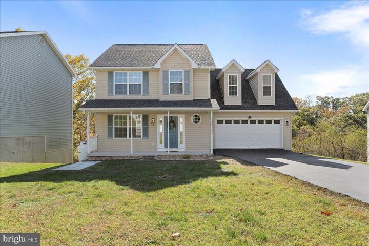 Property Photo: 50 Jewels Court WV 25404