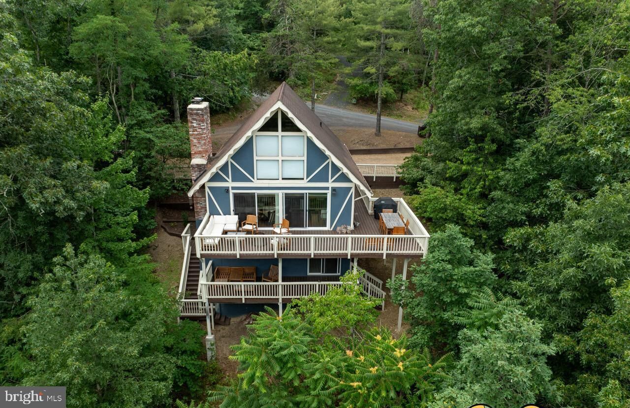 Property Photo: 459 N Aspen Way VA 22810