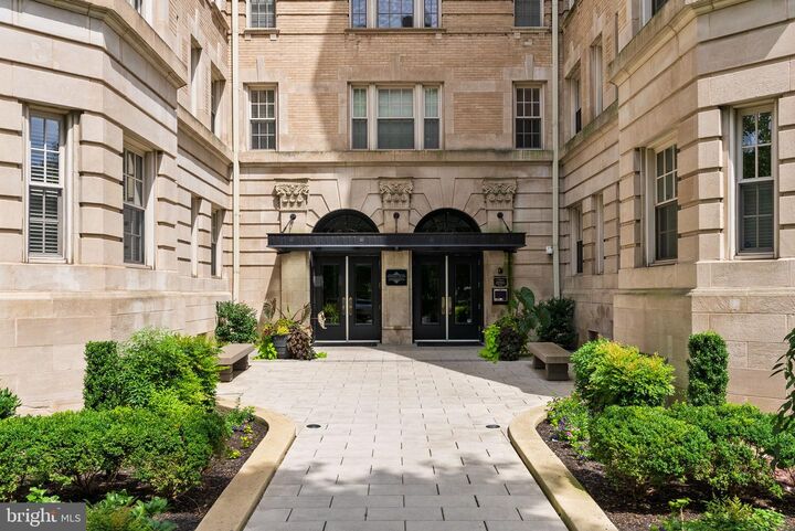Property Photo:  1801 16th Street NW 102  DC 20009
