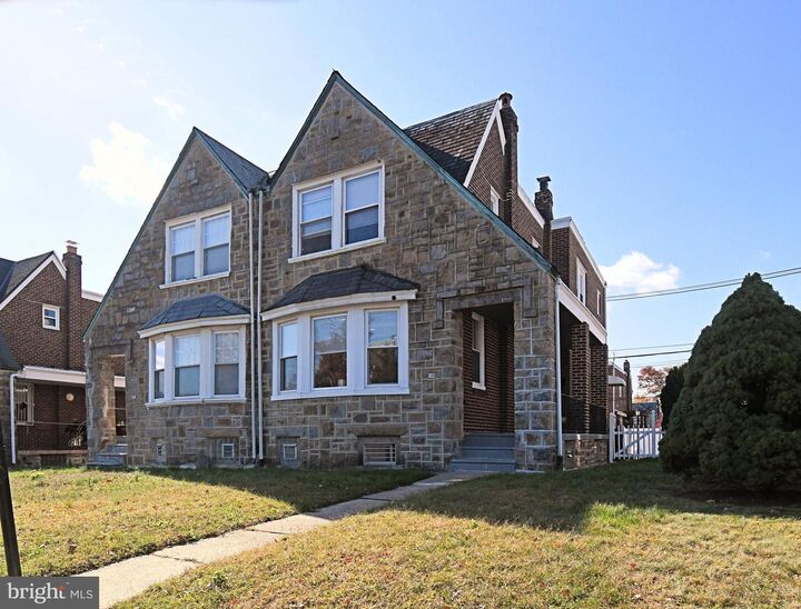 Property Photo:  832 Knorr Street  PA 19111