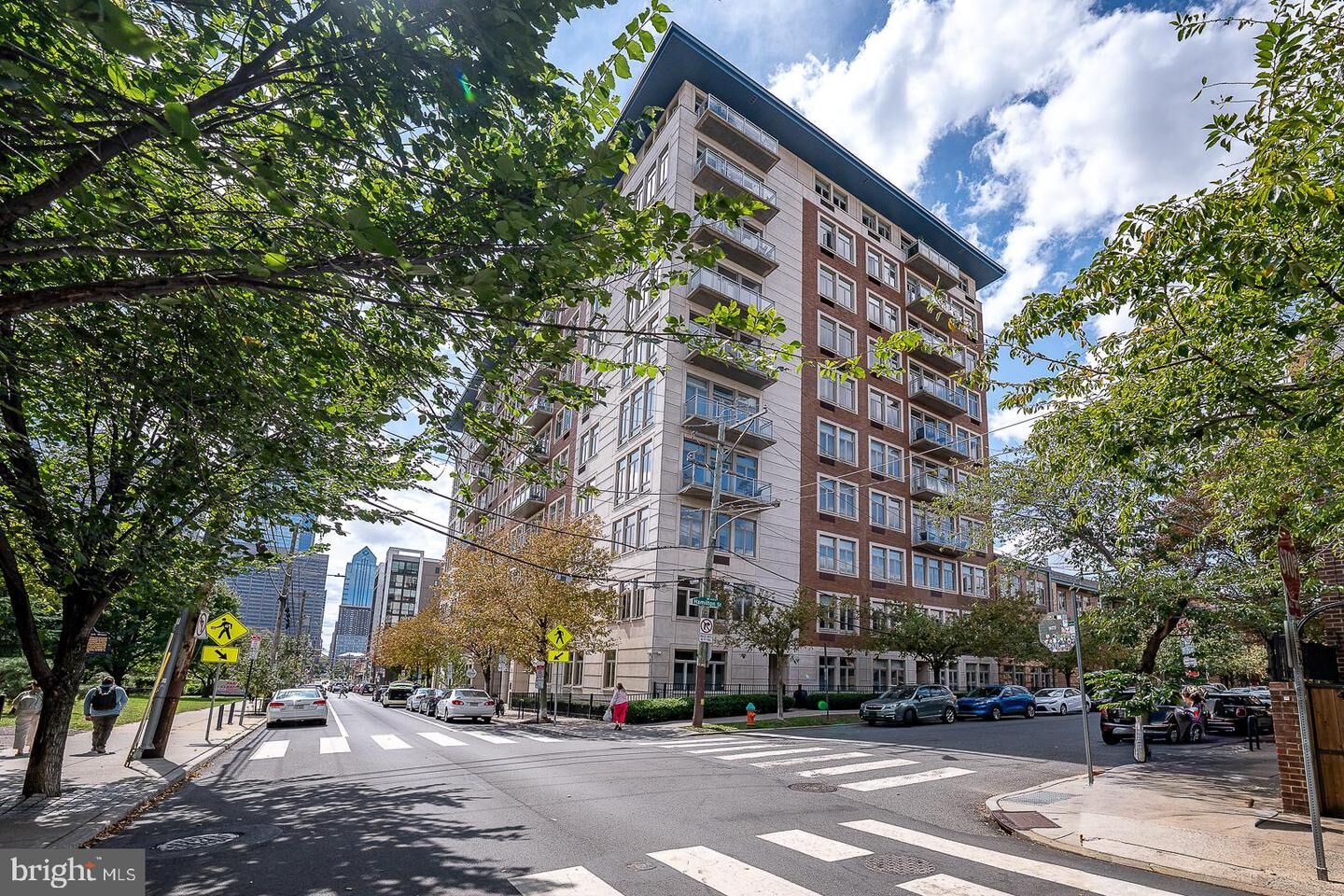 Property Photo:  1900 Hamilton Street 00 D19  PA 19130
