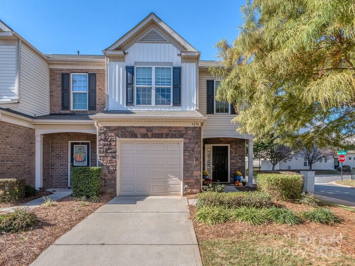 Property Photo:  6236 Rockefeller Lane  NC 28210