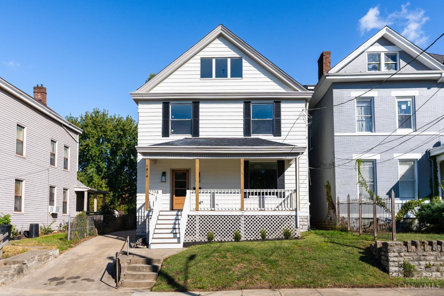 Property Photo: 1816 Cleveland Avenue OH 45212