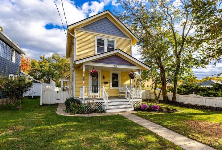 Property Photo:  764 Forest Avenue  OH 45150