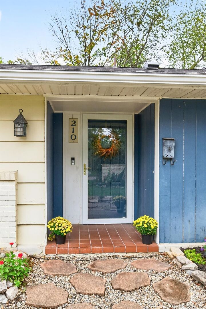 Property Photo:  210 Anton Court  OH 45458