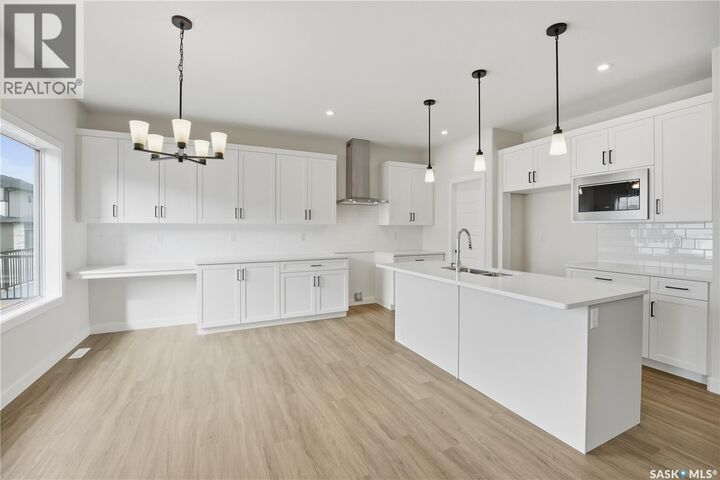 Property Photo:  106 Katz Avenue  SK S7V 1S9