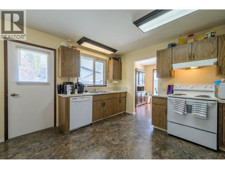 Property Photo:  1757 Leighton Place  BC V2B 7P1