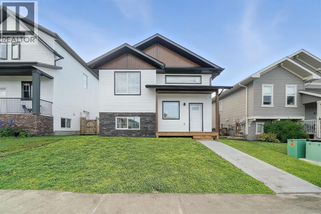 Property Photo:  84 Reynolds Road  AB T4S 0L8