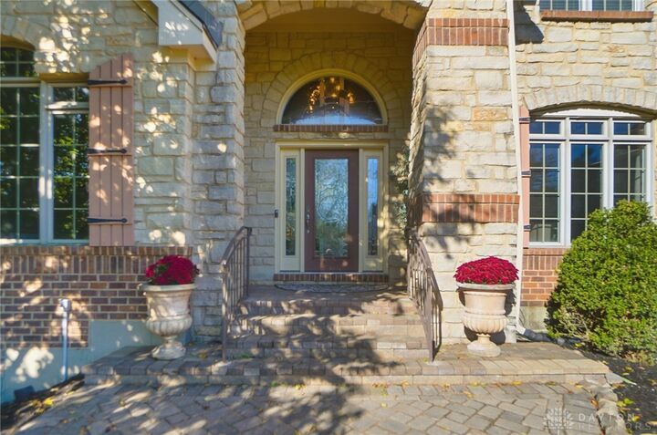Property Photo: 7491 Country Brook Court OH 45066