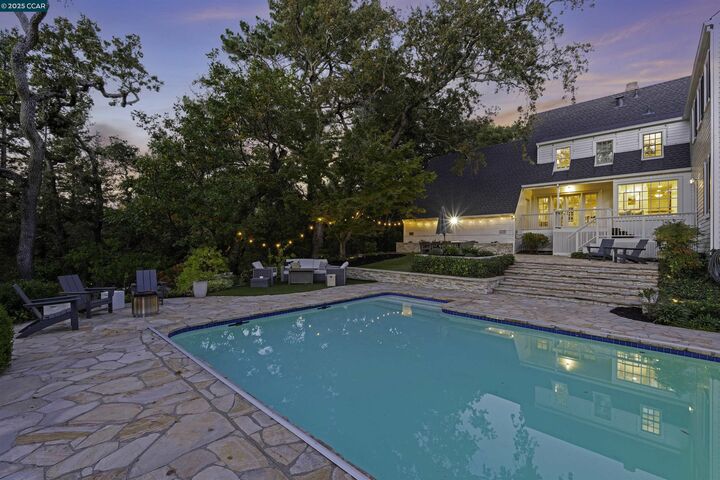 Property Photo:  14 Vista Del Mar  CA 94563