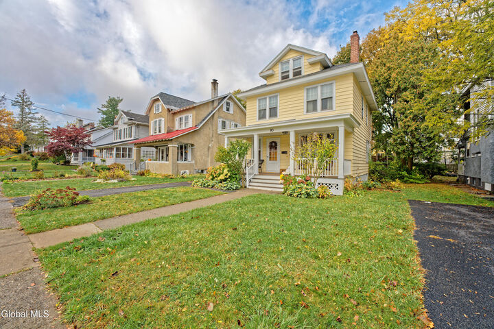 Property Photo:  20 Brookline Avenue  NY 12203 